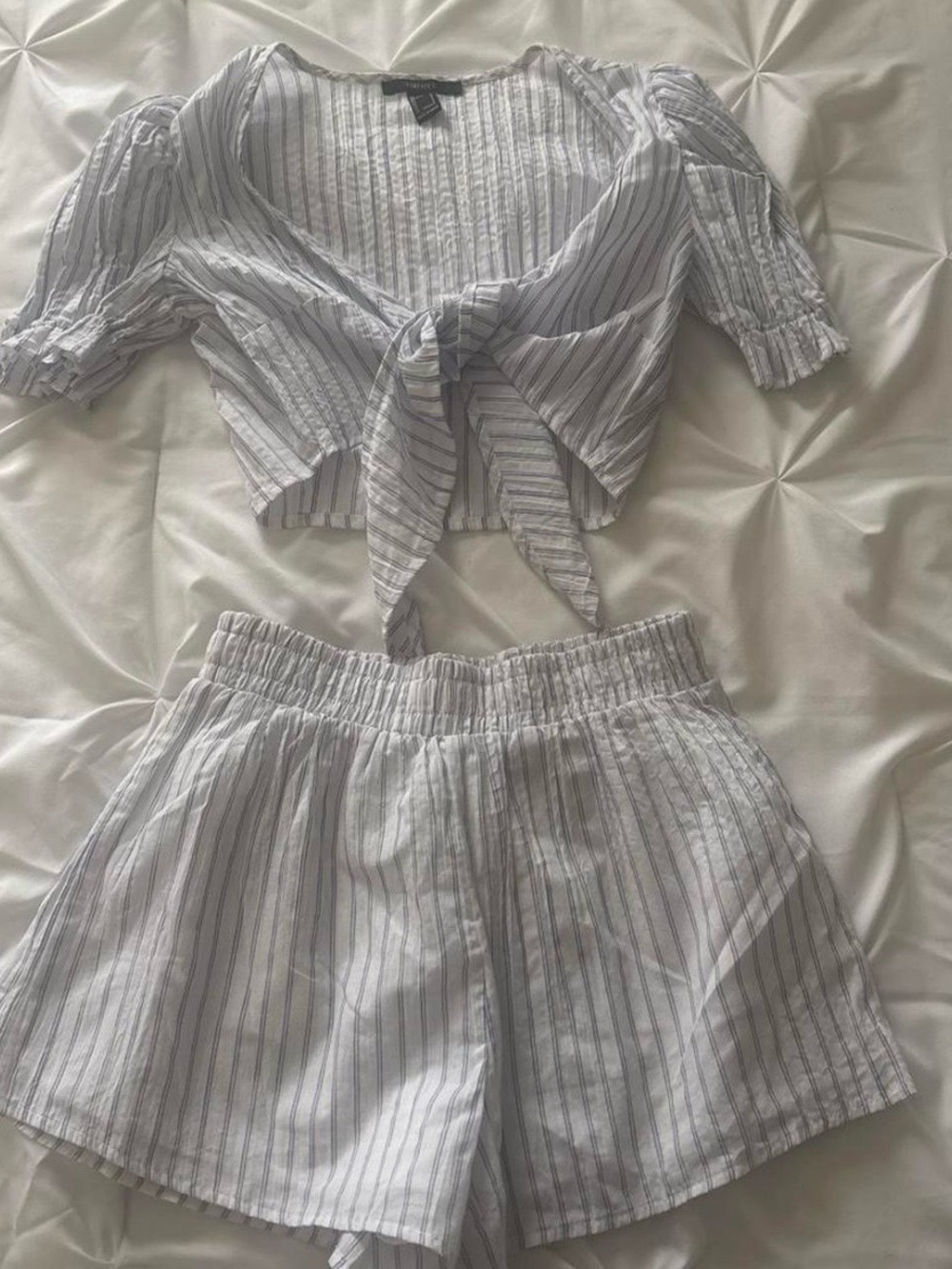 Forever 21 White & Light Gray Striped Tie-Front Top with Elastic Waist ShortsSet